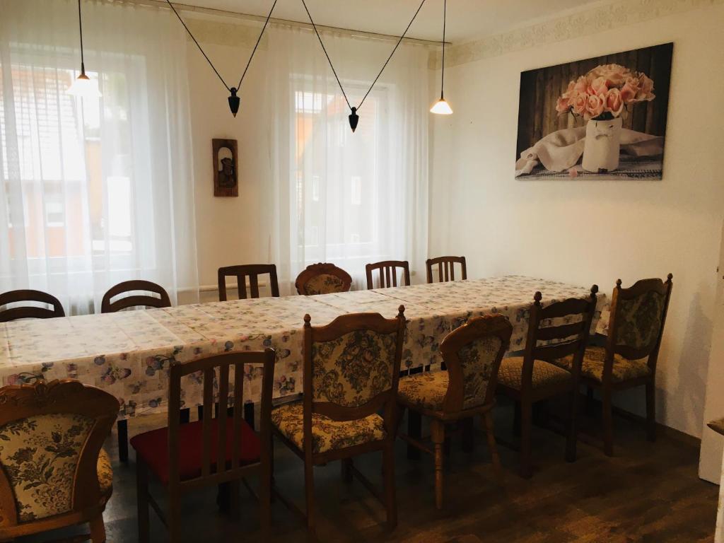 Fotografie z fotogalerie ubytování Haus am Fluss mit wunderschöner Dachterrasse mit Flussblick ,Garten und Grill v destinaci Zorge