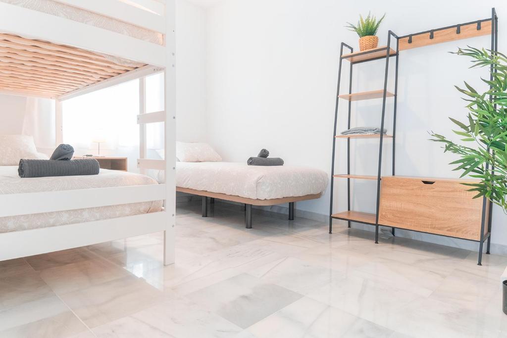 Kép Downtown Duplex with Jacuzzi & Private Terrace szállásáról Sevillában a galériában