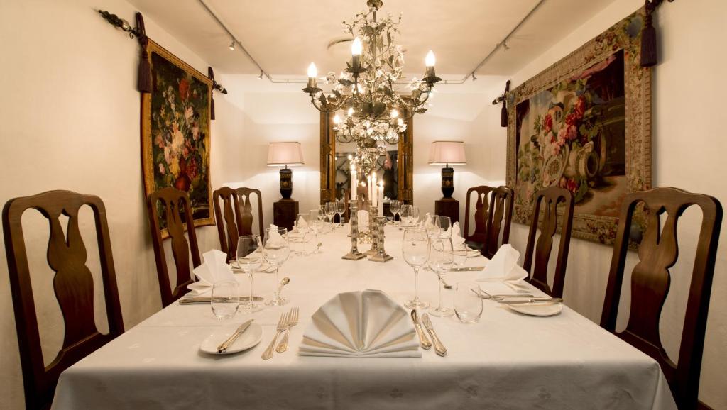 Restaurace v ubytování Hovde Gård