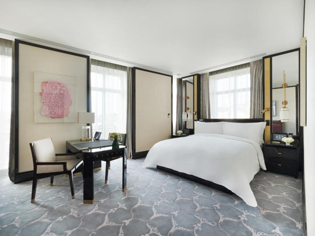 The Peninsula Istanbul - 12