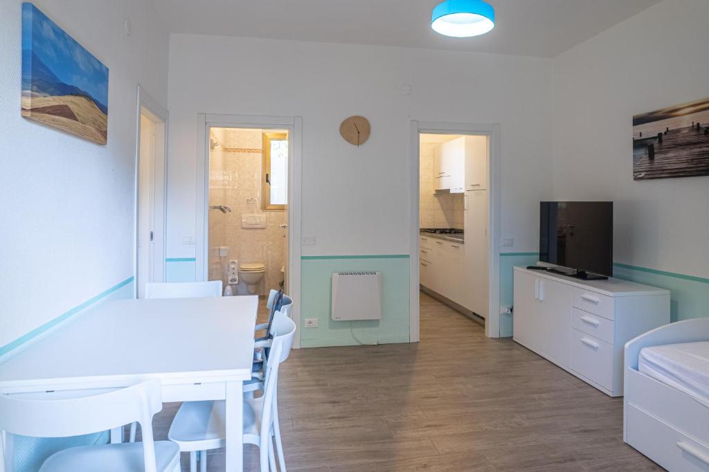 Golfo del Sole Hotel & Holiday Resort - Appartement De Deux Chambres (6 Adultes)