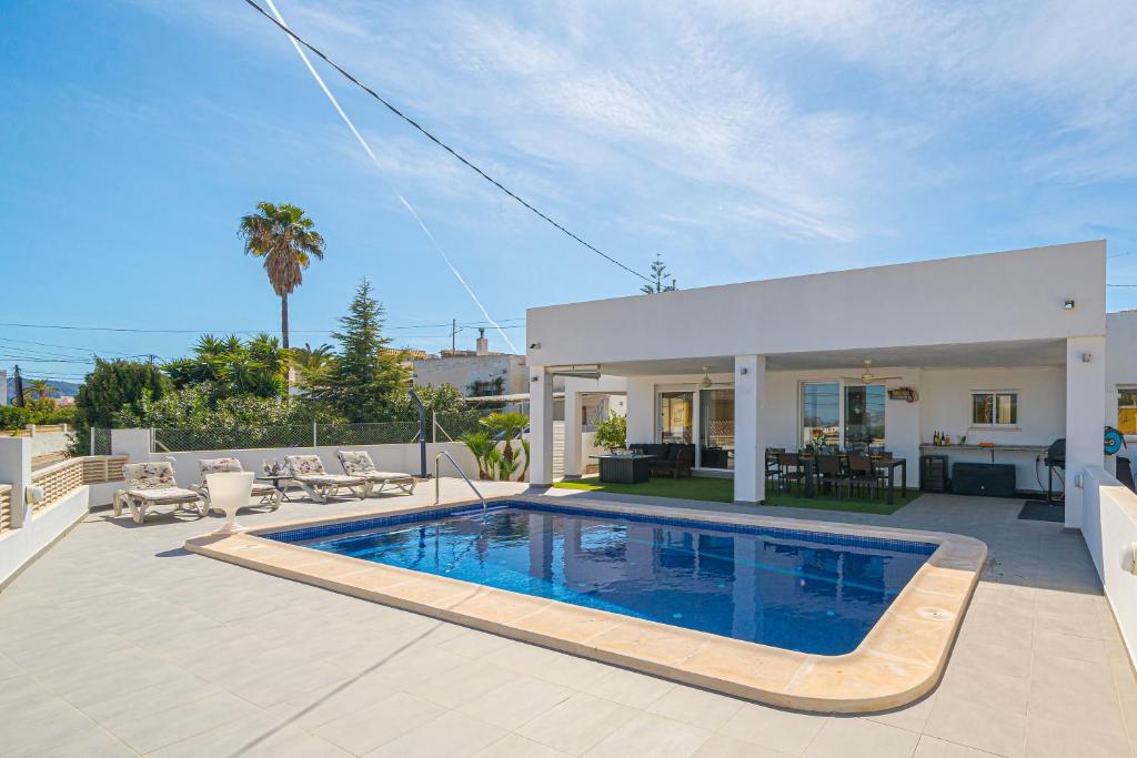 Casa Aigua Marina Spaniahome, LAlfàs del Pi – Precios 2023 ...