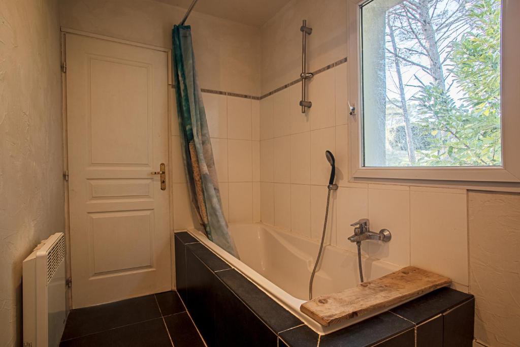 Kúpeľňa v ubytovaní Villa Les Clémentines
