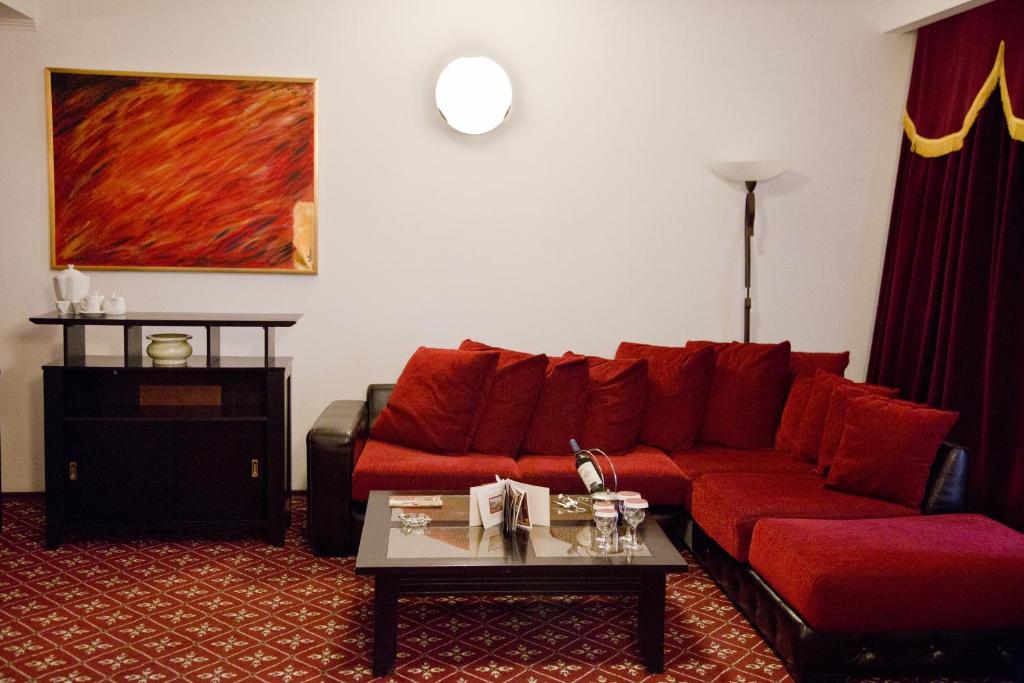 
Presidential Apartment
