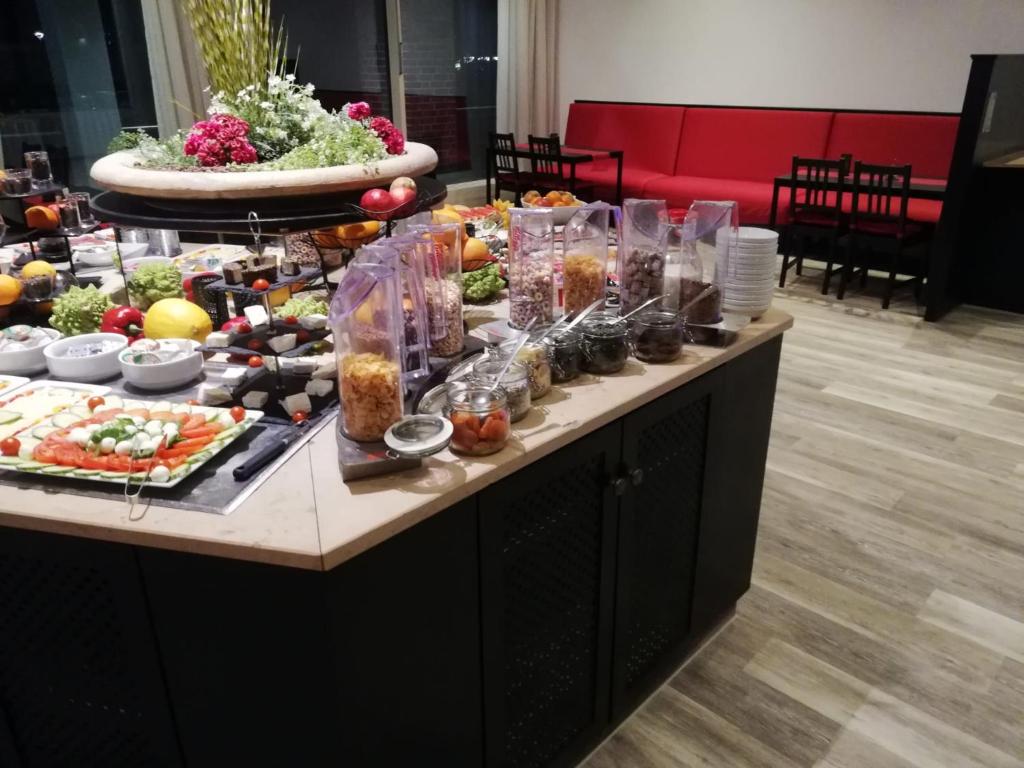 DORMERO Hotel Hannover-Langenhagen Airport - Resim 26