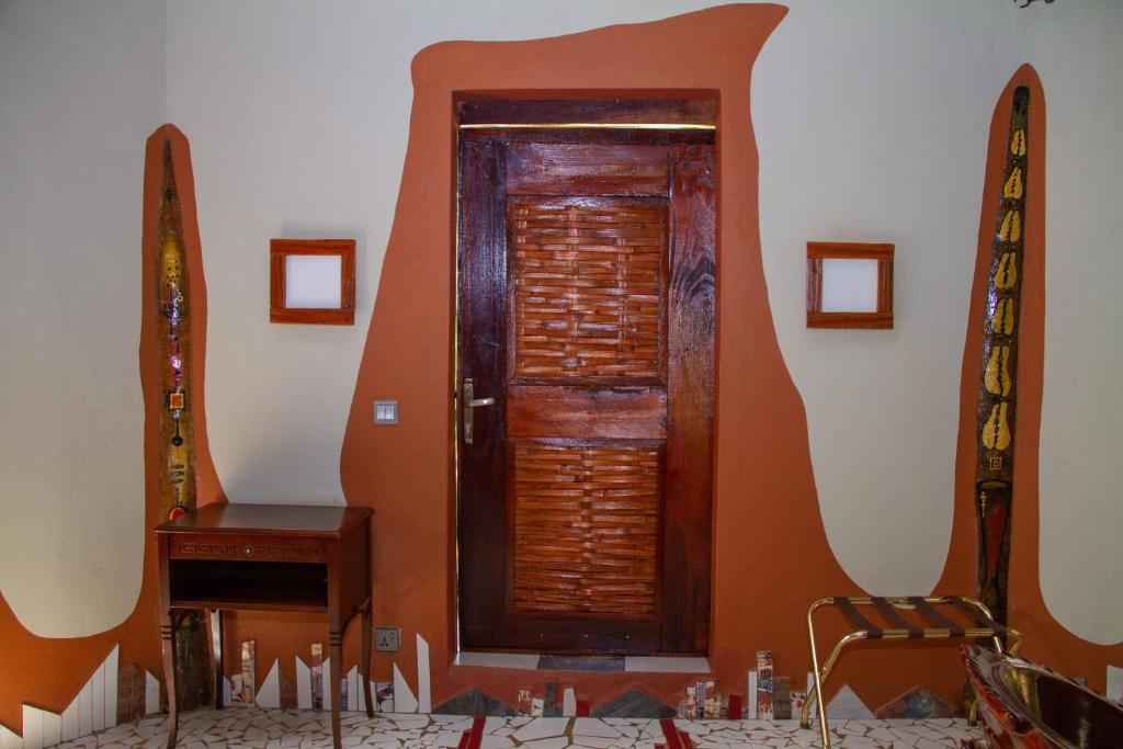 Mama Africa Art Residence & Art Center Gambia - Large Double Room