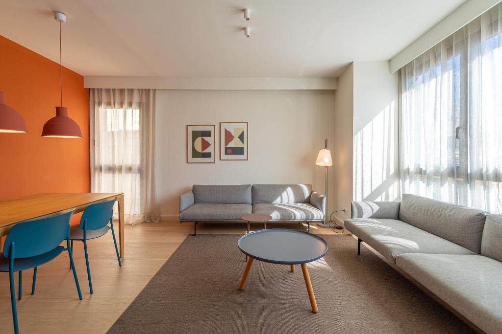 Jardinets De Gràcia by The 5ve Soul - 1