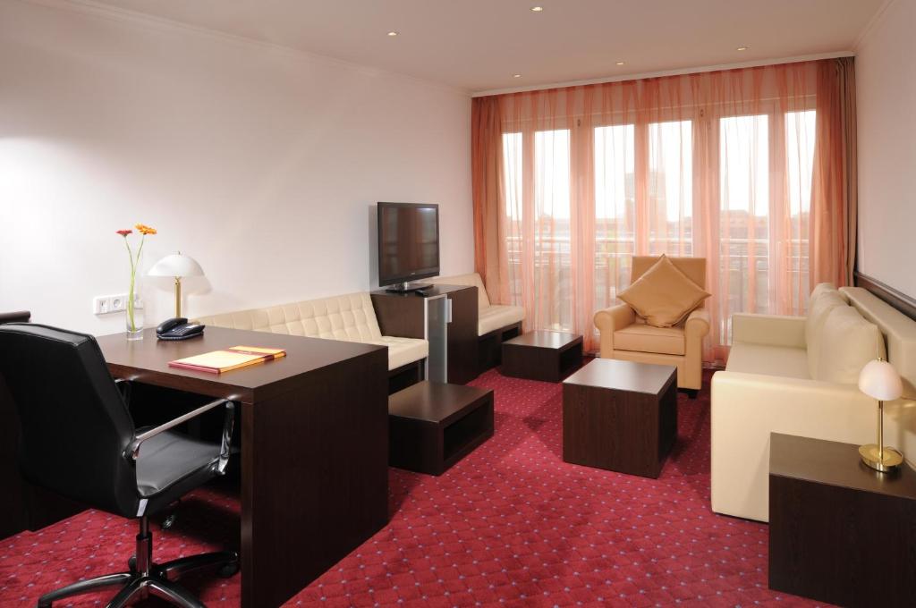 TV a/nebo společenská místnost v ubytování Hotel Klassik Berlin