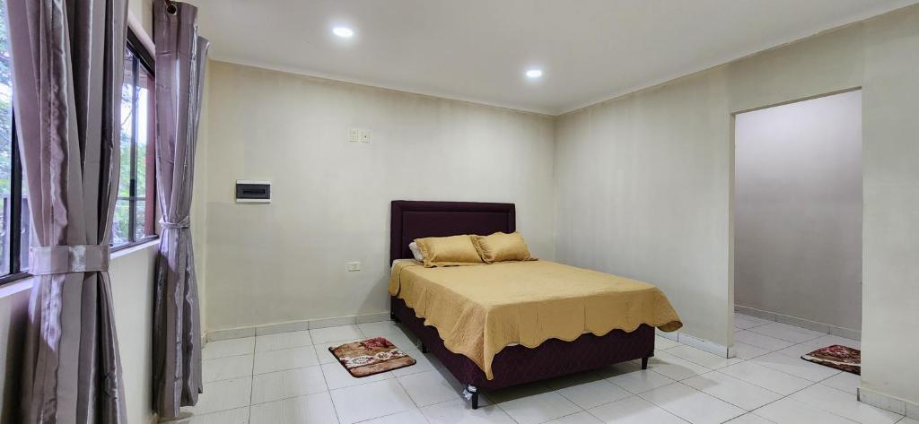 Postel nebo postele na pokoji v ubytování Casa duplex en Área 4 CDE