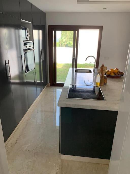 Kuchyň nebo kuchyňský kout v ubytování Villa Jasmin 15