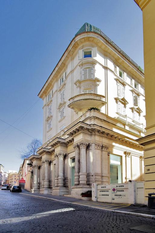 The building in which Az apartmant is located