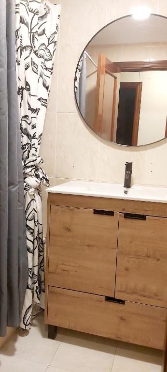 Zdjęcie z galerii obiektu CASTRO COSTA NORTE Apartamento Jardín Garaje w mieście Castro-Urdiales