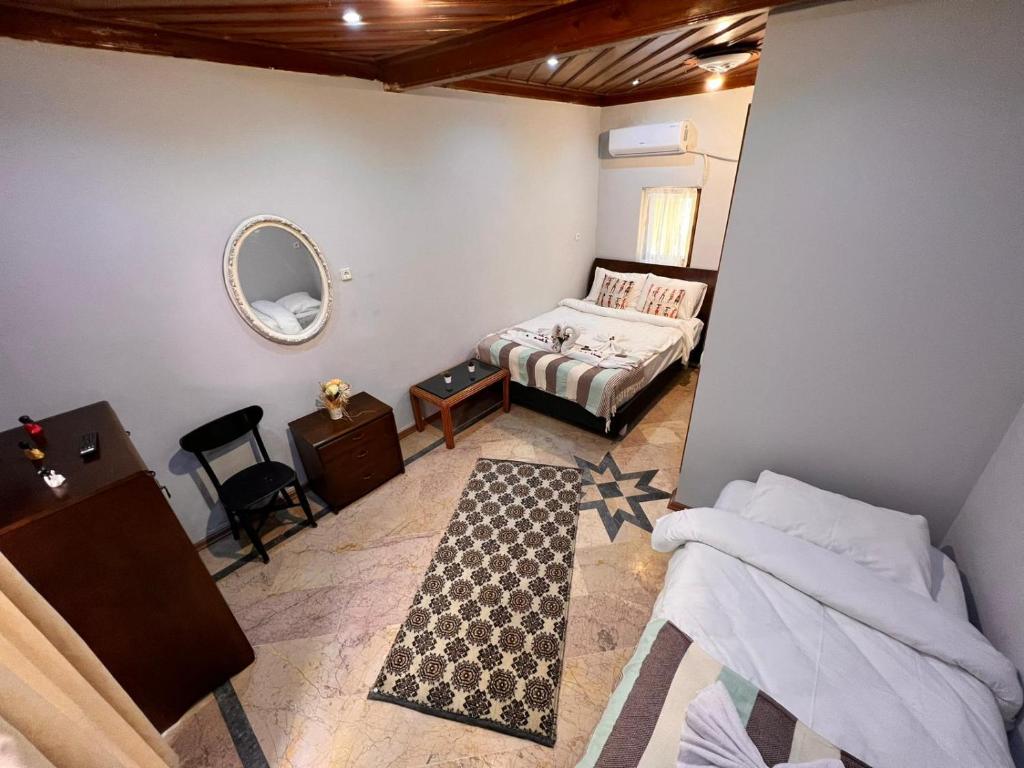 Sarı Konak - Habitación Triple Clásica