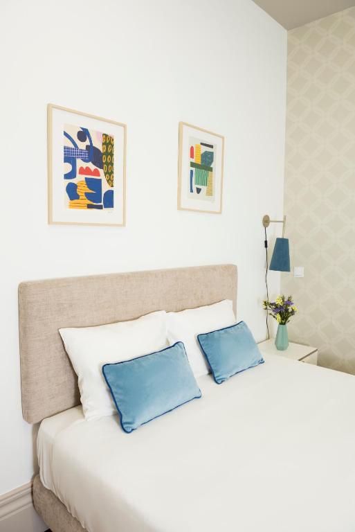 Santo da Casa / Sc apartments - 14