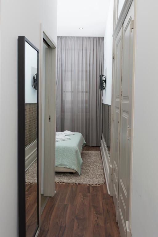 Santo da Casa / Sc apartments - Studio
