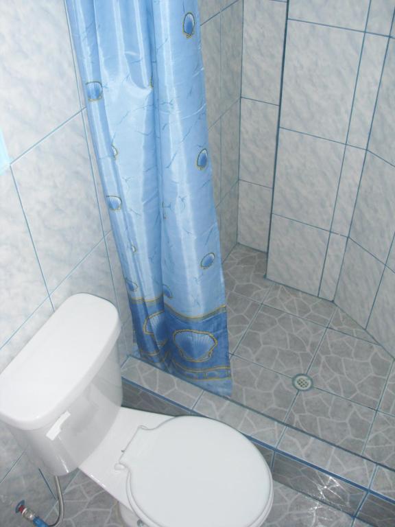 Koupelna v ubytování Hostal Alcazaba
