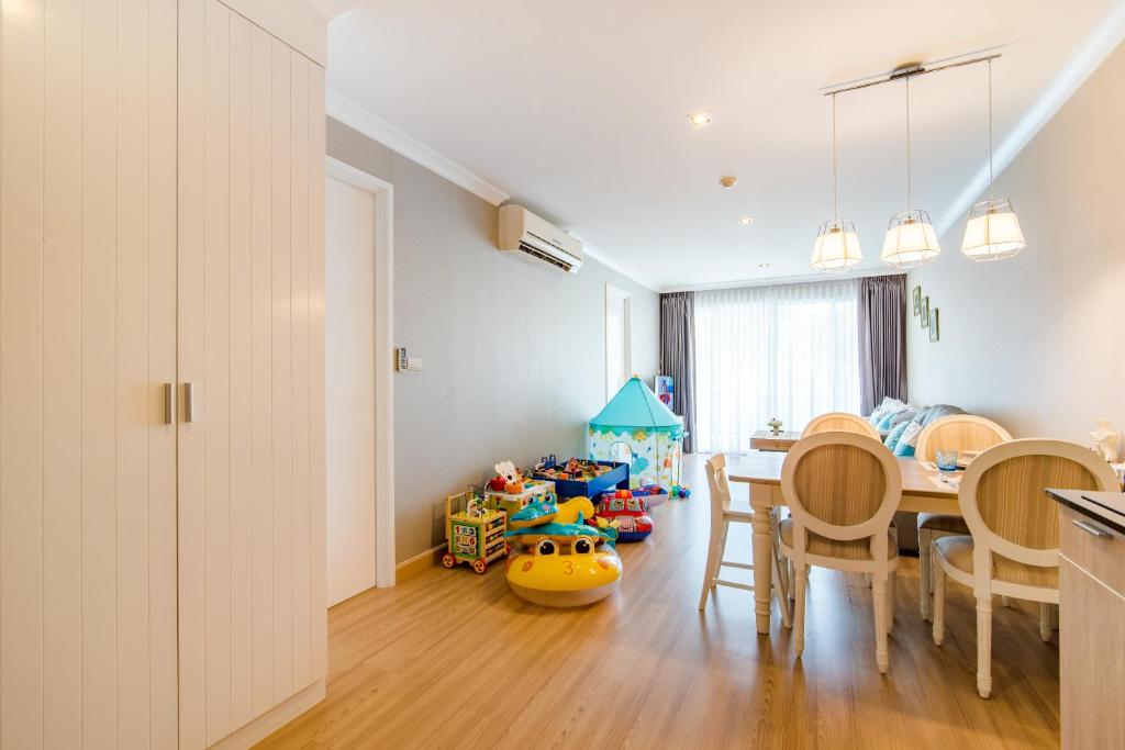 Posezení v ubytování Hua Hin My Resort 3BR Family Condo Free Water Park Walk to Beach & Cicada Night Market หัวหิน ห้องแฟมมิลี่ 3 ห้องนอน ฟรีสวนน้ำ ใกล้ทะเลและตลาดซิเคด้า