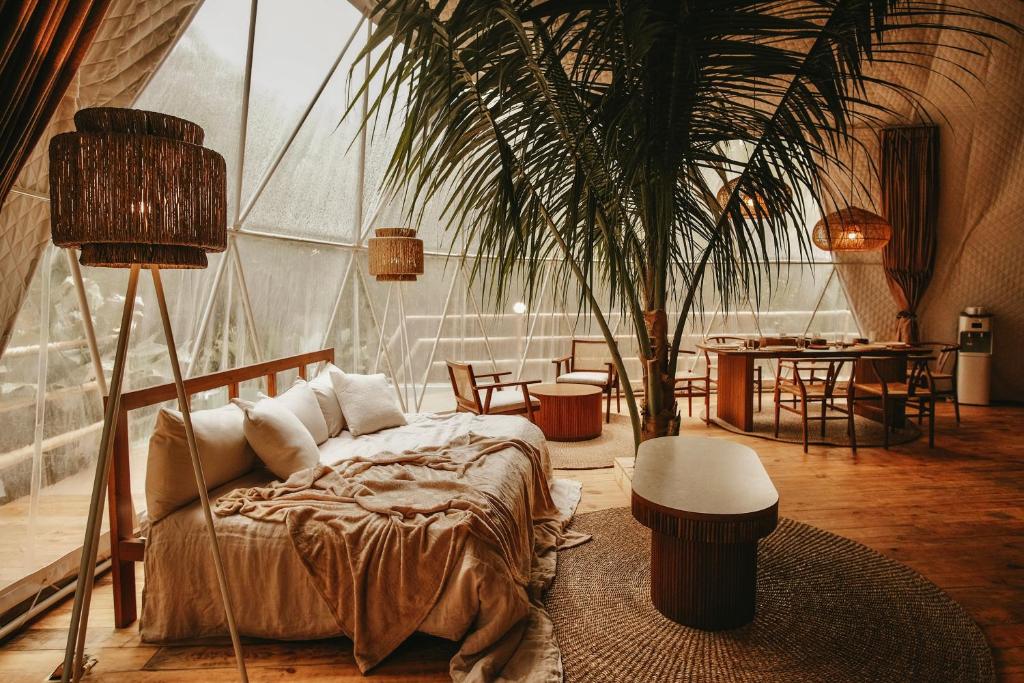 Posezení v ubytování Treehouse de Valentine