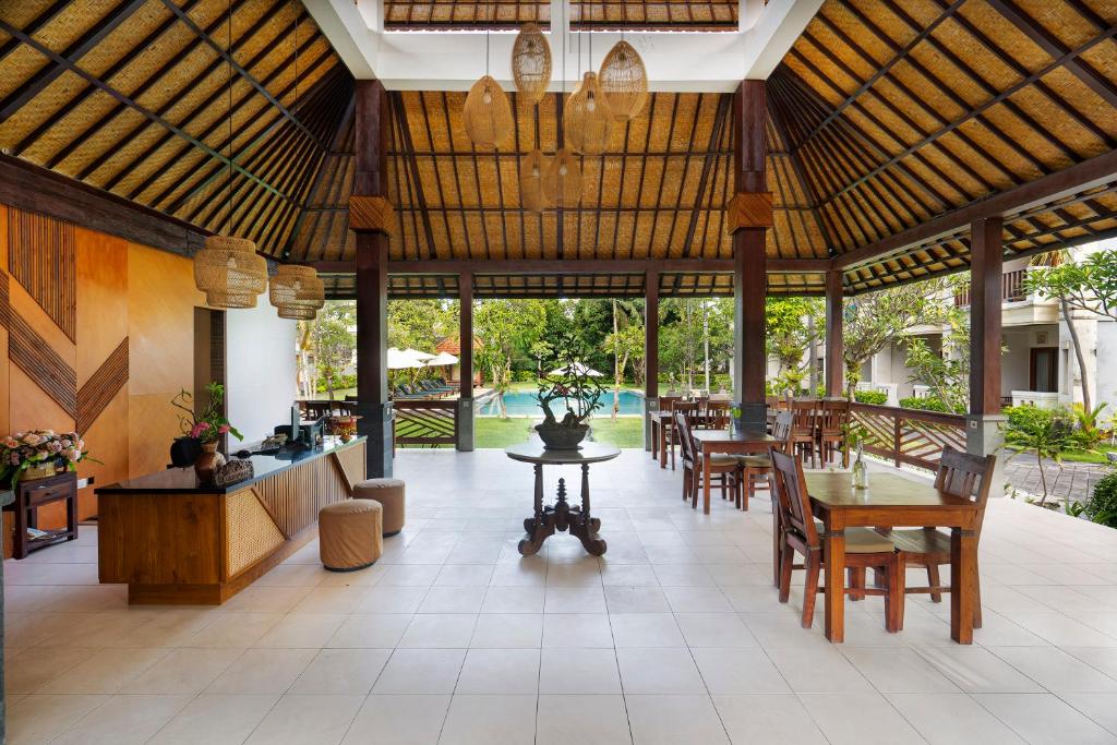 Posezení v ubytování Kusuma Resort Seminyak