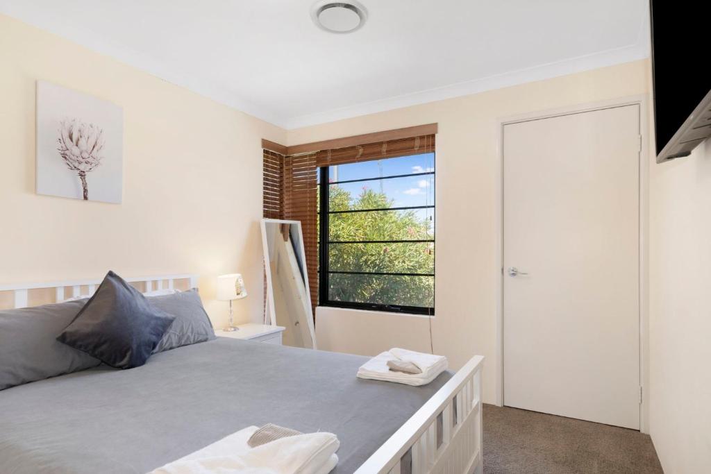 Postel nebo postele na pokoji v ubytování Baudins of Busselton Bed and Breakfast - Adults only