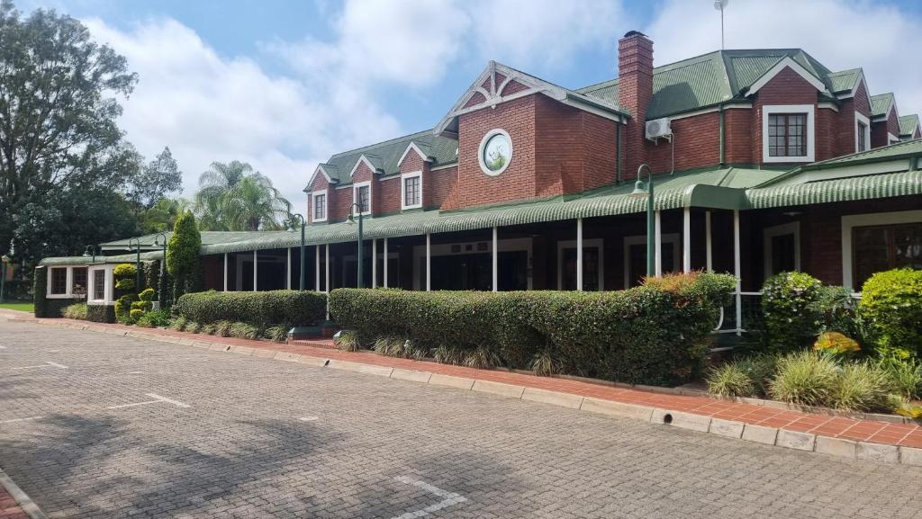 Pietersburg Club, Polokwane Updated 2023 Prices