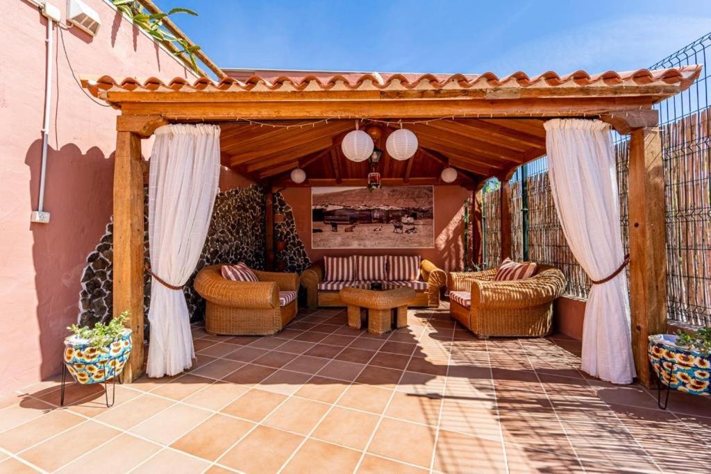 Posezení v ubytování Villa Paulito El Roque