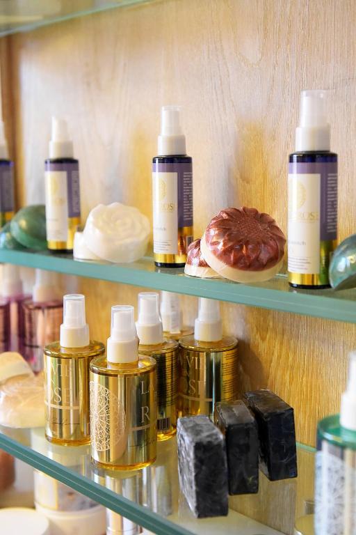 10GR Boutique Hotel & Wine Bar - Resim 17