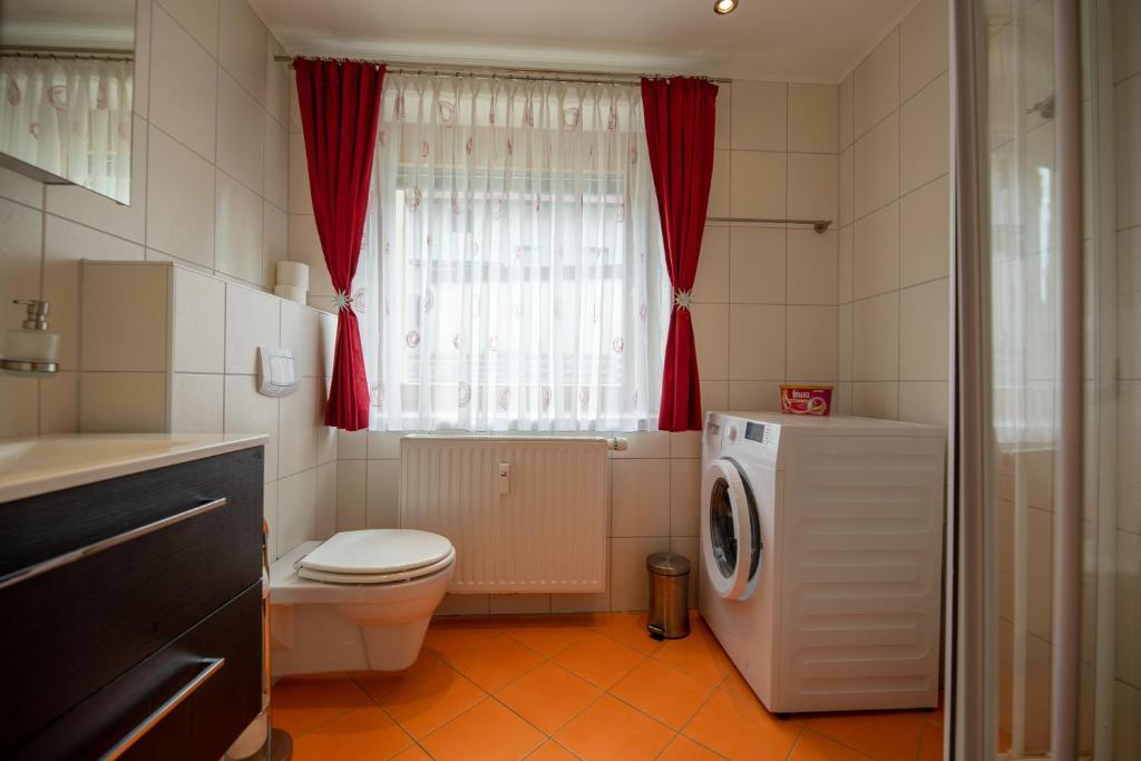 Koupelna v ubytování enJoy Appartements