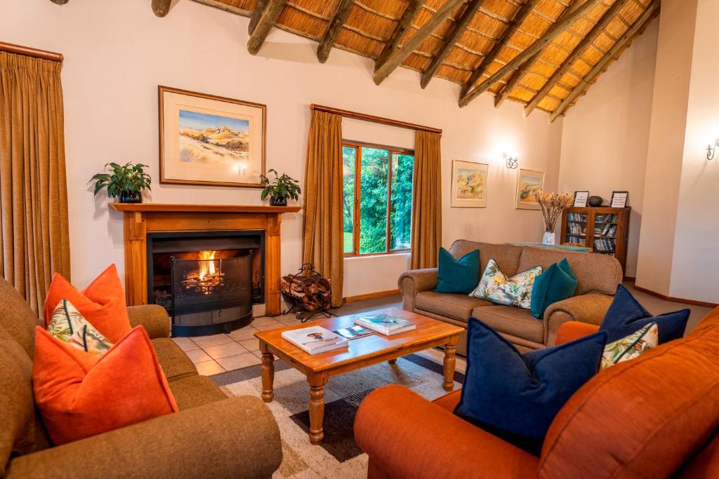 Posezení v ubytování Montusi Mountain Lodge