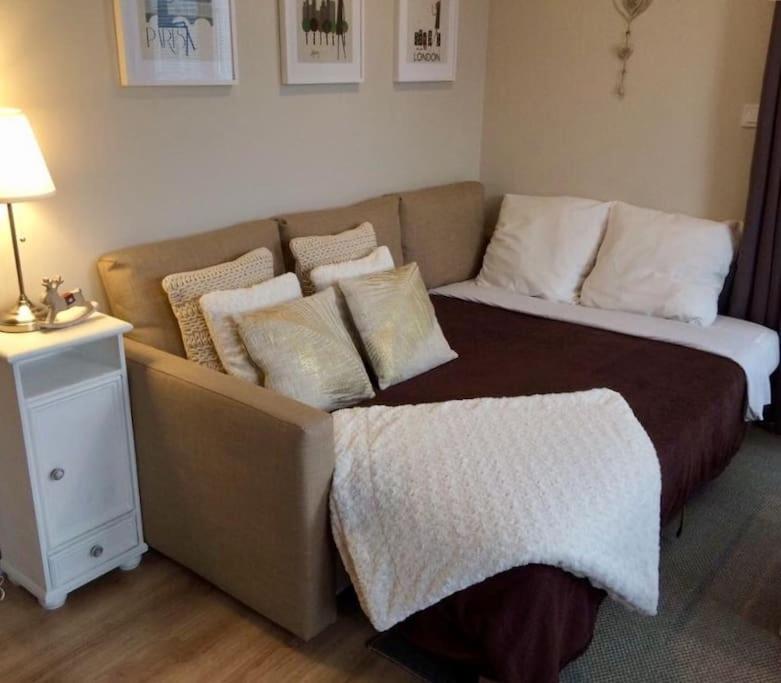 Rosebury Cottage 1 bedroom - Terrasse- Free Street parking – photo 14