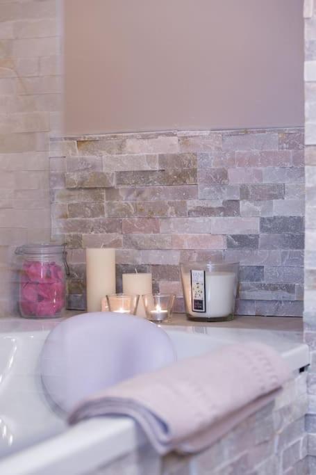 Rosebury Cottage 1 bedroom - Terrasse- Free Street parking – photo 10