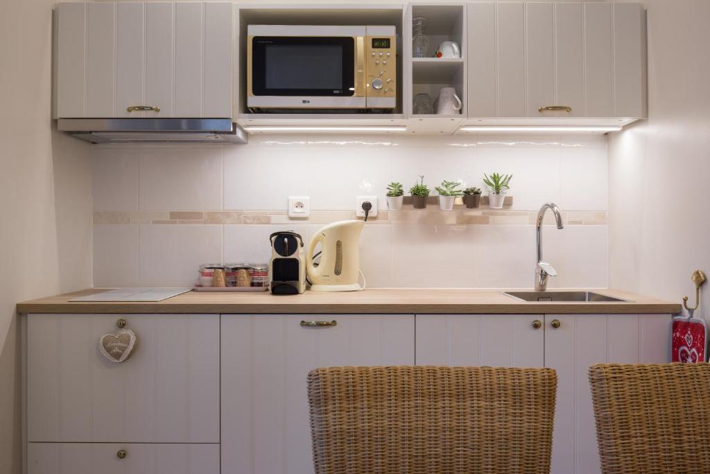 Rosebury Cottage 1 bedroom - Terrasse- Free Street parking – photo 30