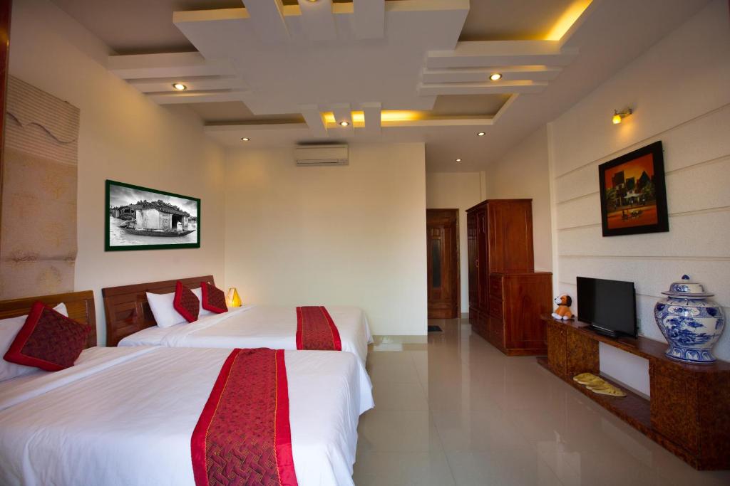Hoang Thu Hostel - 私人浴室的家庭房