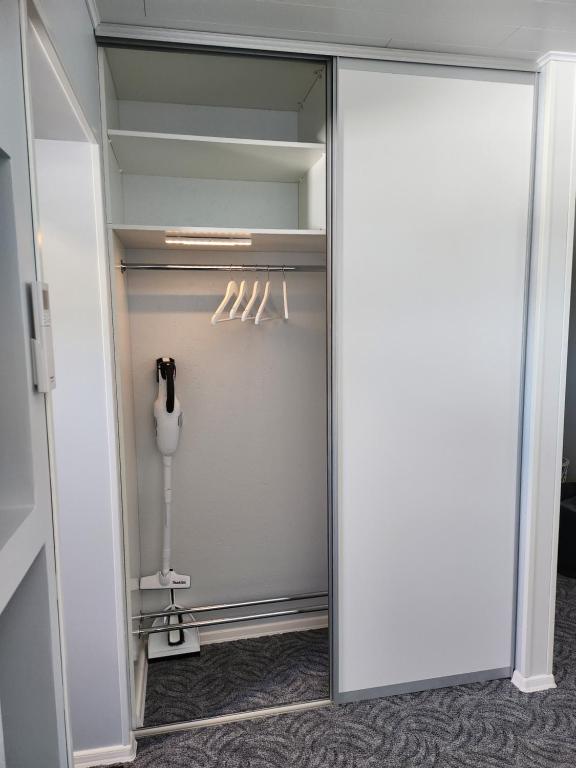 Vannituba majutusasutuses Lehola Apartment - kontaktivaba sissepääs