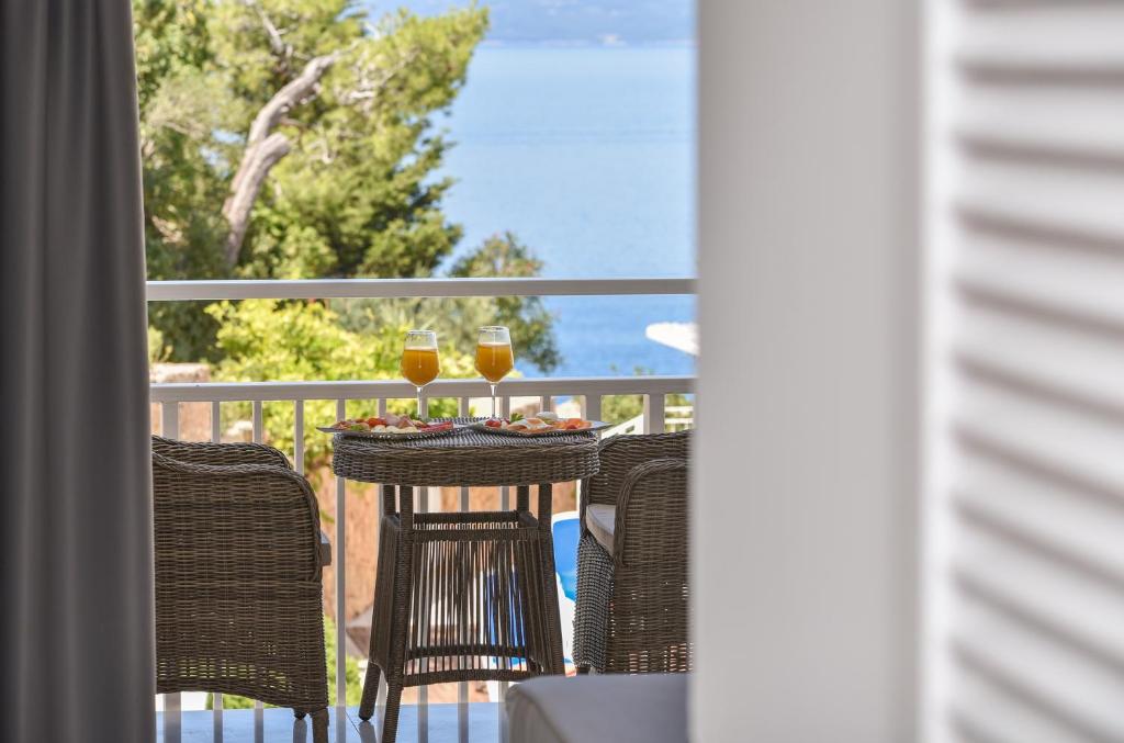 A balcony or terrace at Hotel Osejava