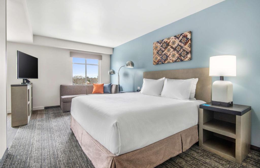 Hyatt House Sacramento-Midtown photo
