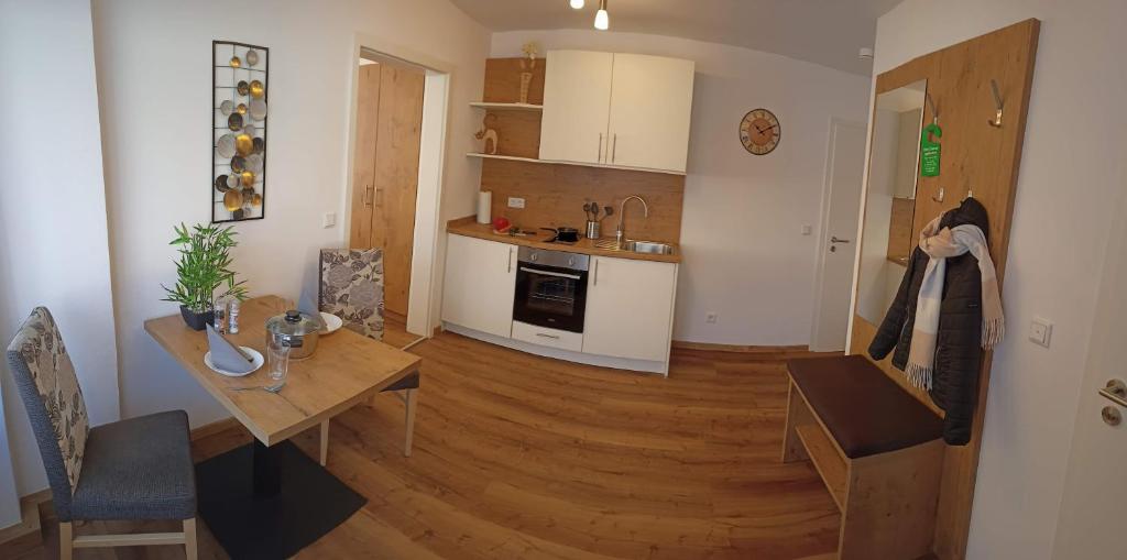 Kuchyň nebo kuchyňský kout v ubytování Hotel - Gasthof Erber