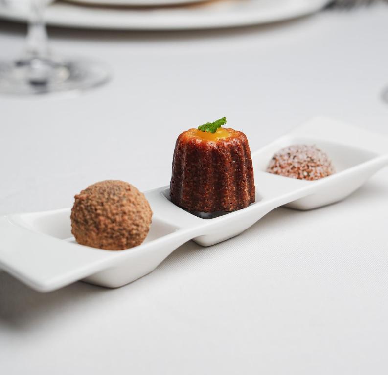 Golden Well - Resim 31