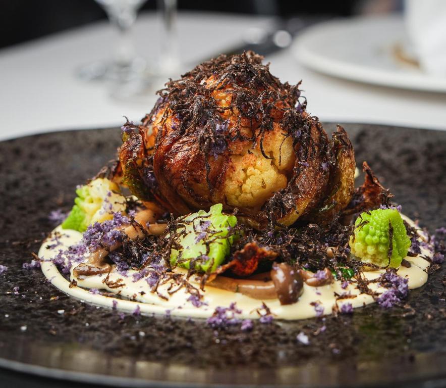 Golden Well - Resim 29