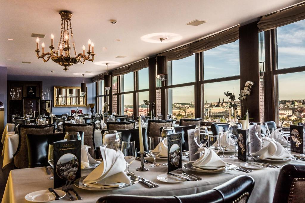 Golden Well - Resim 3