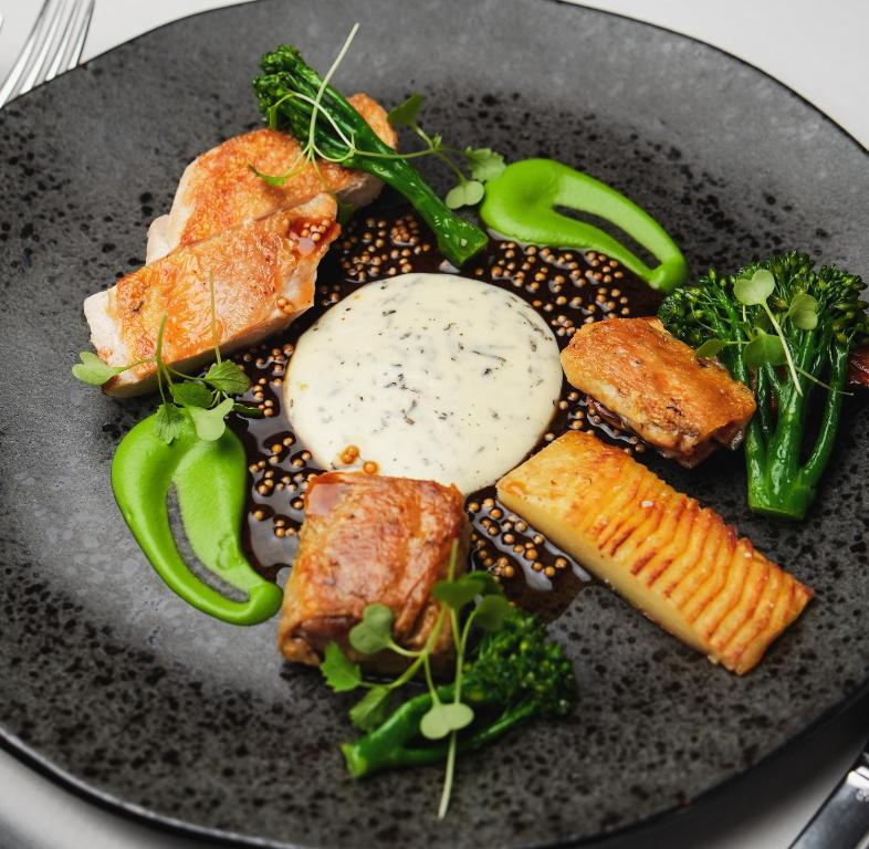 Golden Well - Resim 27