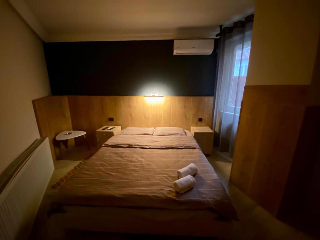 Postel nebo postele na pokoji v ubytování Hotel Lido