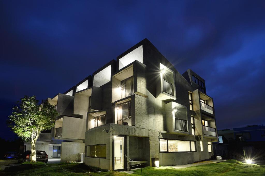The building in which the homestay is located