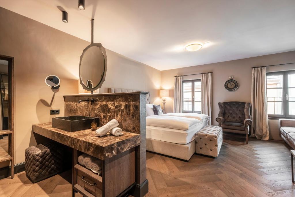 Boutiquehotel Weisses Rössl - 14