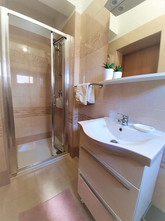 Apartments & Rooms Ivana - 6