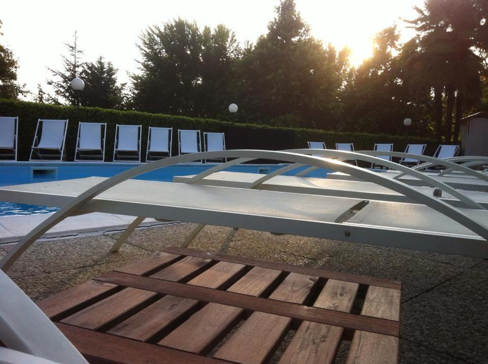 Bazén v ubytování Hotel Fossati nebo v jeho okolí