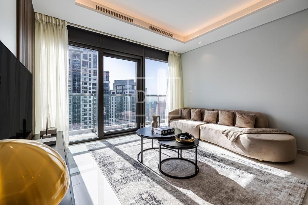 PRICE OFFER 2BR Apartment in Paramount Hotel, Dubai (updated prices 2024)