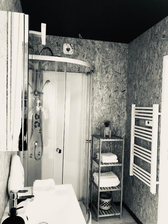 Postel nebo postele na pokoji v ubytování Mini Love Room jacuzzi privatif