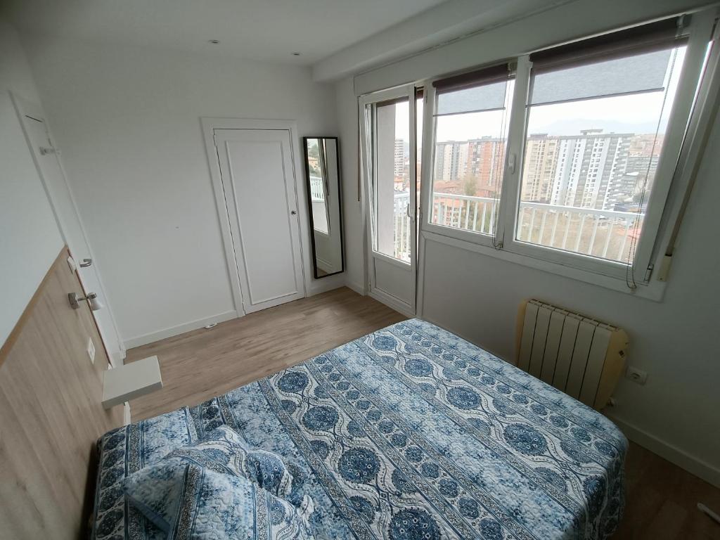 Posteľ alebo postele v izbe v ubytovaní SM18 Apartment