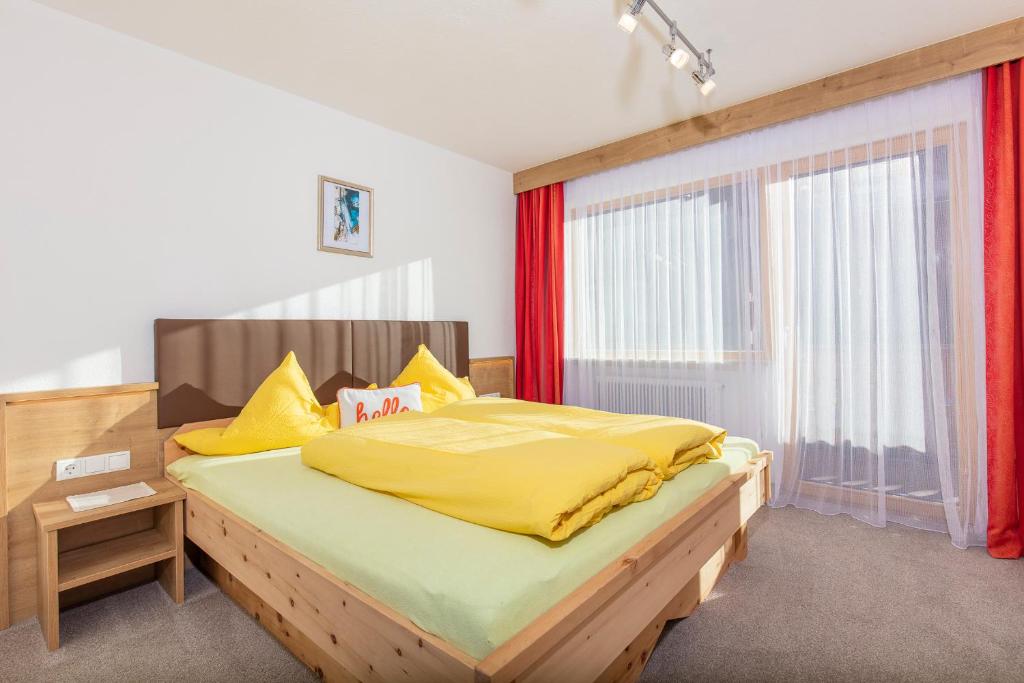 Gästehaus Berghof Schöpf - 10